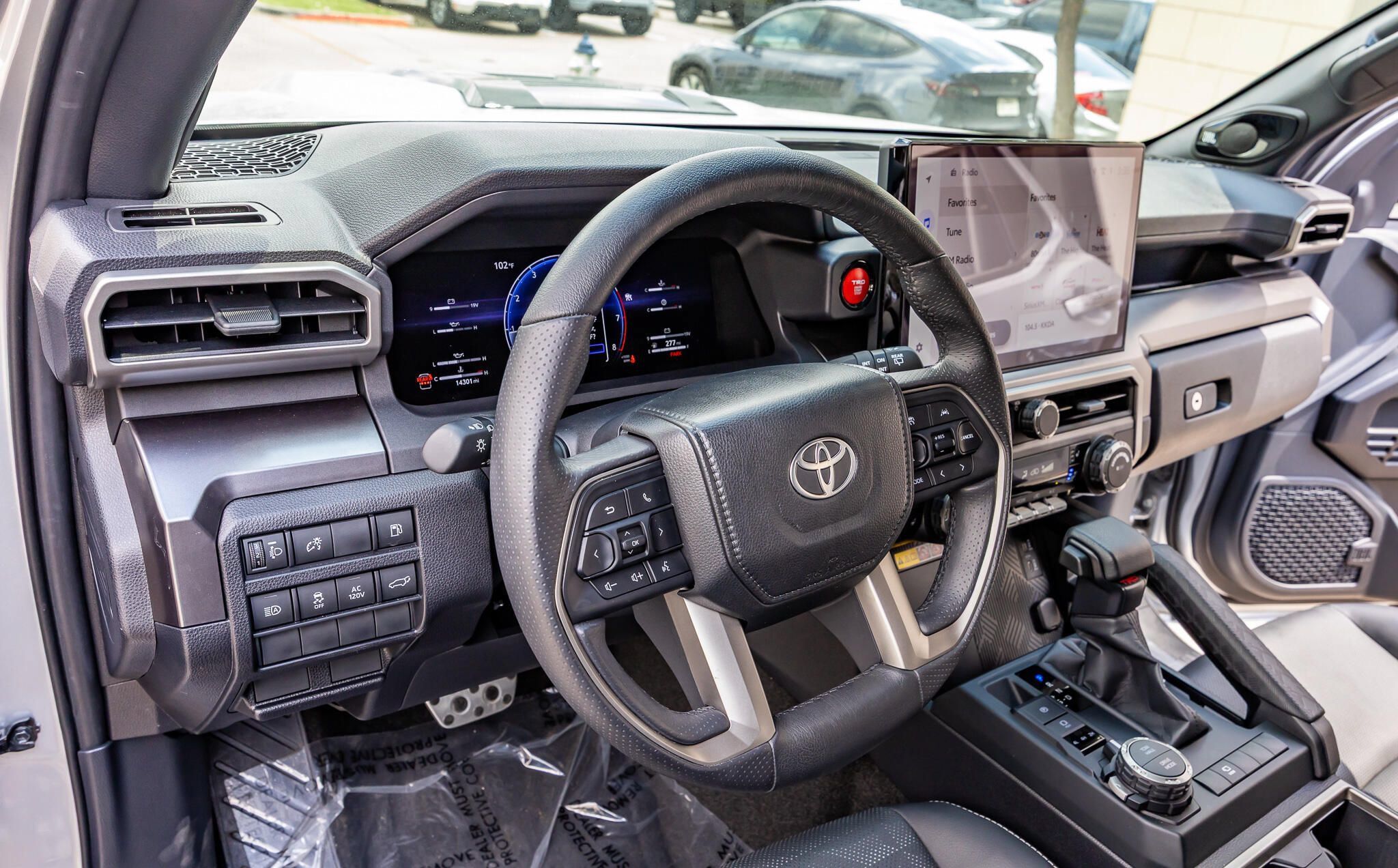 Used 2025 Toyota 4Runner TRD Sport Premium AWD/4WD image 16