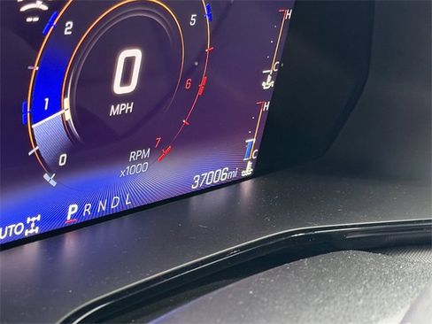 Used 2023 Chevrolet Colorado Z71 w/ Z71 Convenience Package 2 image 9