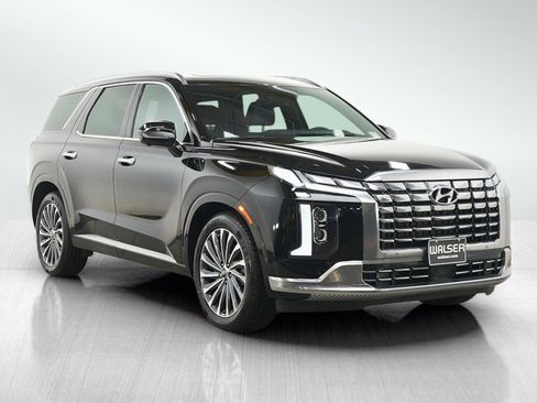 Used 2024 Hyundai Palisade Calligraphy AWD/4WD image 7
