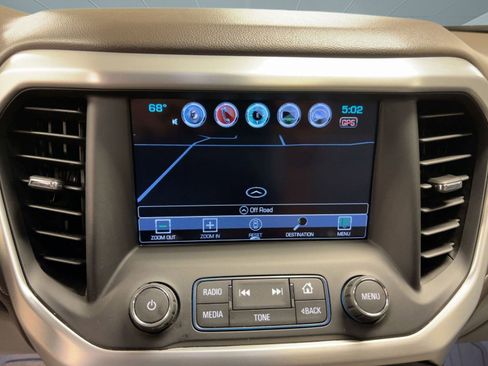 Used 2018 GMC Acadia SLT image 25