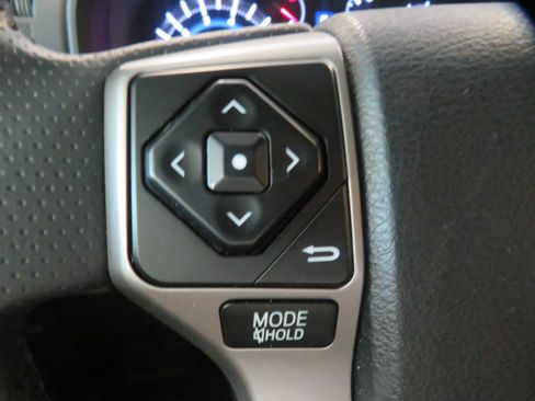 Used 2016 Toyota 4Runner SR5 RWD image 32