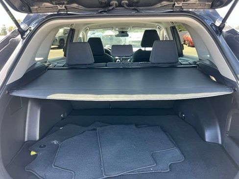 Used 2024 Toyota RAV4 LE AWD/4WD image 43