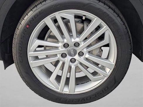 Used 2018 Audi Q5 2.0T Premium Plus w/ Premium Plus Package image 26