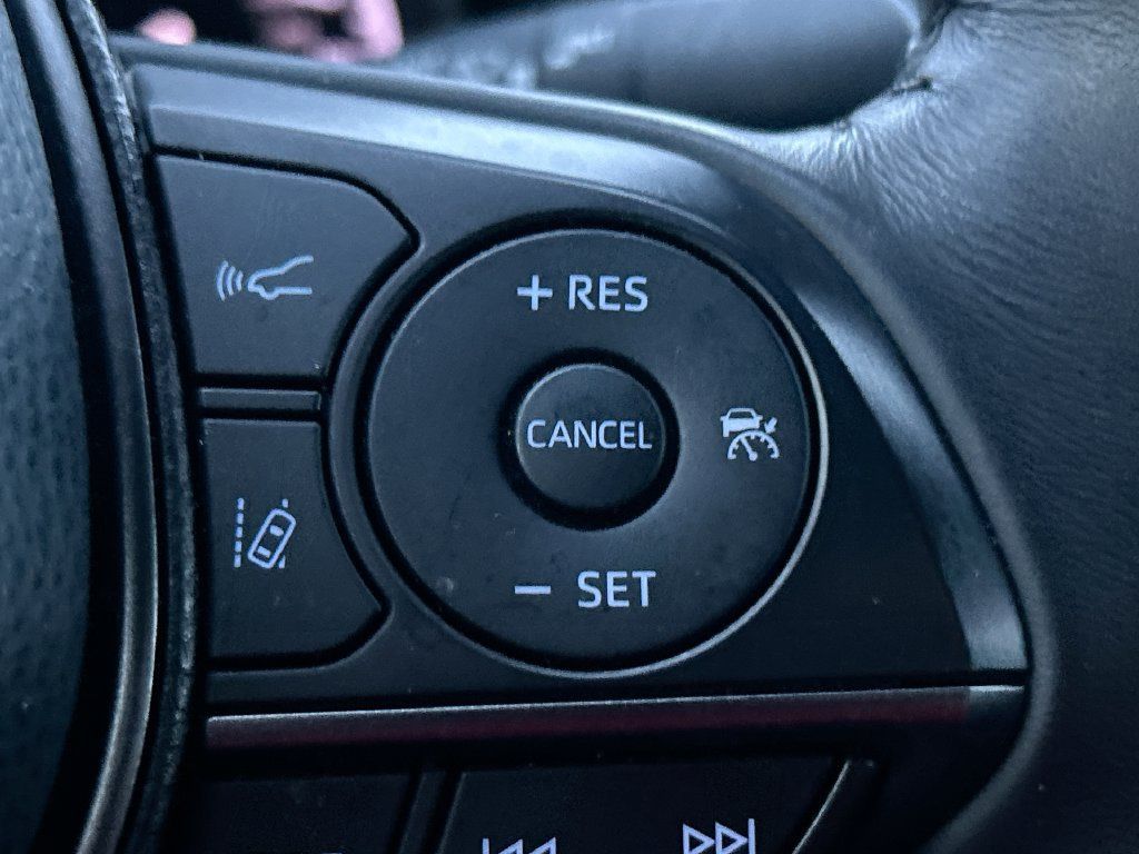 Used 2024 Toyota Camry SE FWD image 18