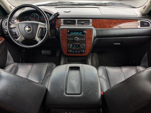 Used 2013 Chevrolet Tahoe LT AWD/4WD image 23