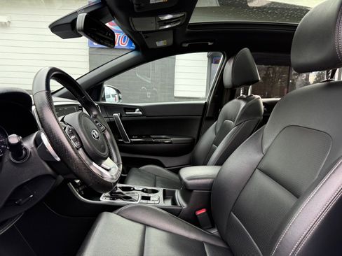 Used 2020 Kia Sportage S w/ S Premium Package AWD/4WD image 17