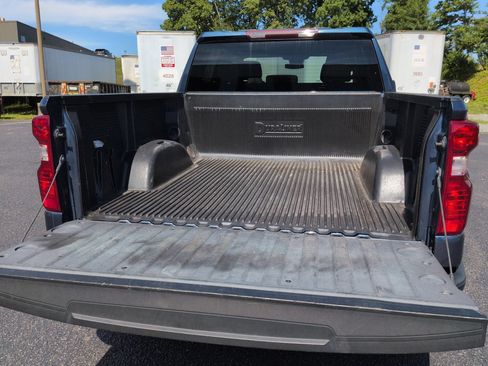 Certified 2022 Chevrolet Silverado 1500 Custom AWD/4WD image 26