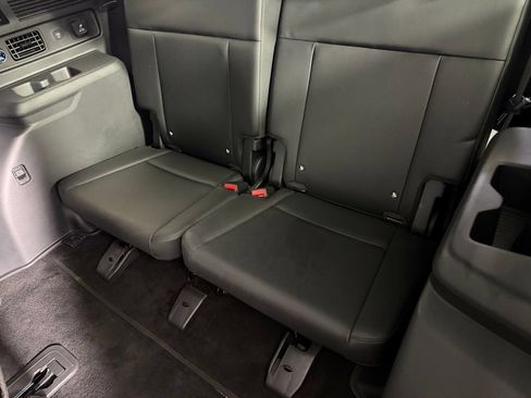 Used 2025 Hyundai Santa Fe Calligraphy AWD/4WD image 27