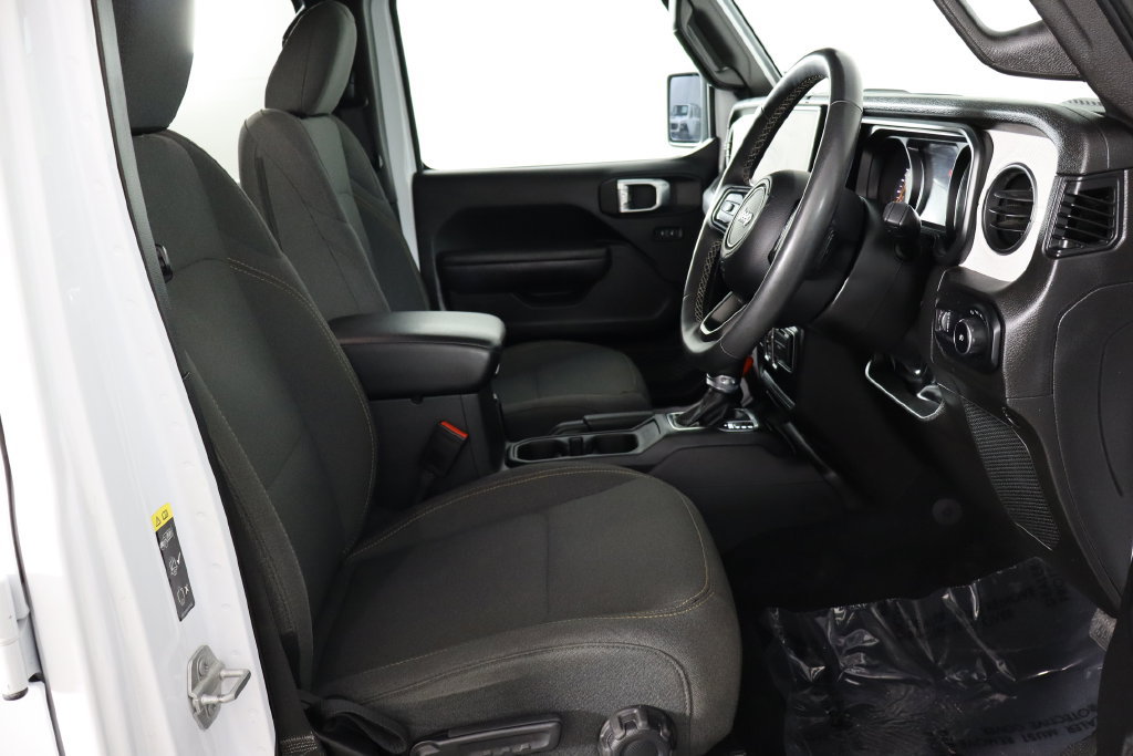 Used 2025 Jeep Wrangler Unlimited Sport w/ Convenience Group AWD/4WD image 17