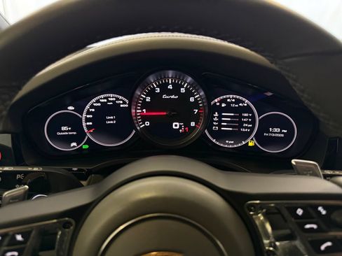 Certified 2019 Porsche Cayenne Turbo AWD/4WD image 20