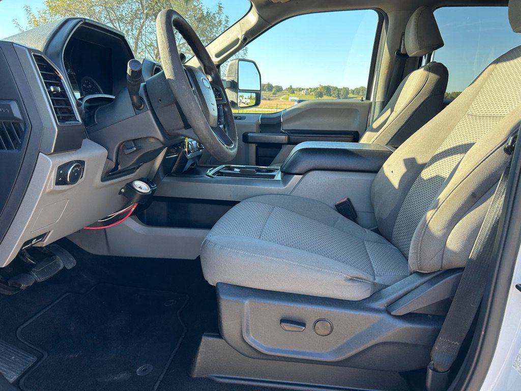 Used 2022 Ford F250 XLT w/ XLT Value Package AWD/4WD image 9