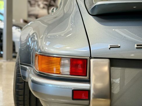 Used 1989 Porsche 911 Carrera 4 image 57