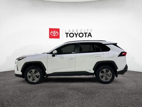 Used 2024 Toyota RAV4 LE image 3