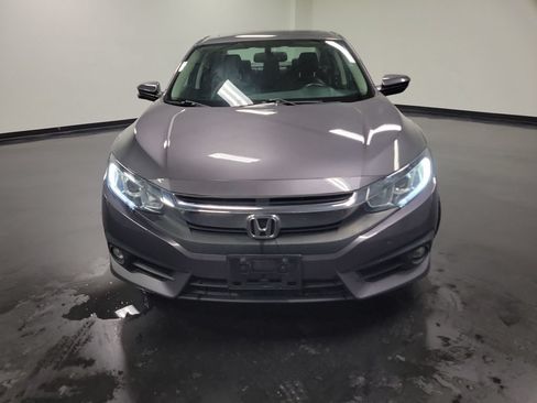 Used 2018 Honda Civic EX-L image 2