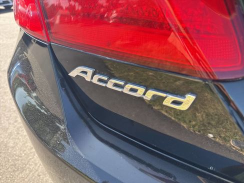 Used 2015 Honda Accord LX image 27