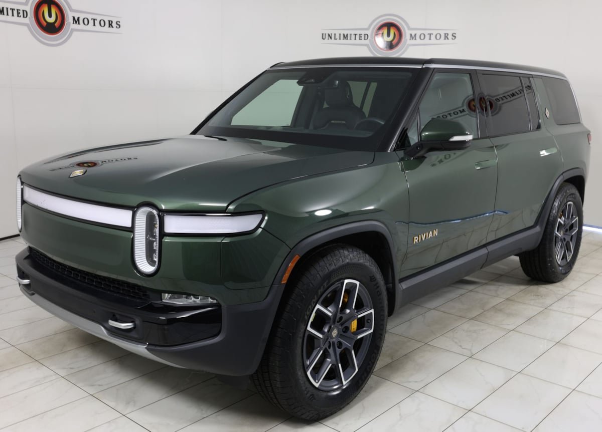 Used 2022 Rivian R1S Launch Edition Quad AWD/4WD image 5