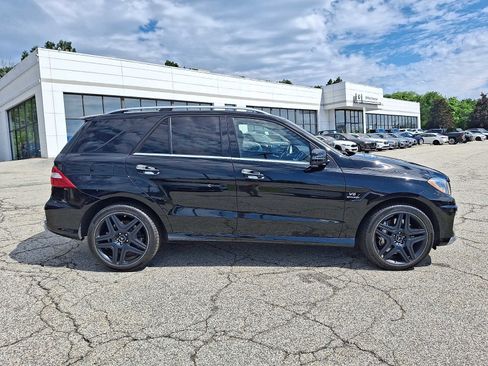 Used 2015 Mercedes-Benz ML 63 AMG 4MATIC image 7