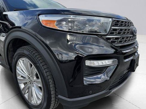 Used 2022 Ford Explorer King Ranch w/ Premium Technology Package AWD/4WD image 11