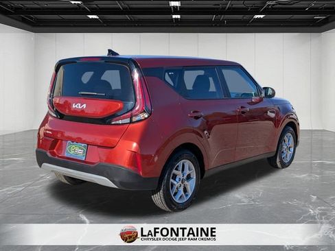 Used 2024 Kia Soul LX w/ Option Group 015 image 5