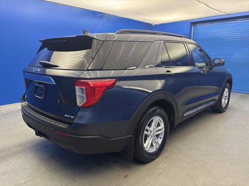Used 2022 Ford Explorer XLT w/ Class IV Trailer Tow Package image 7
