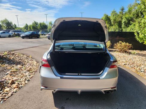 Used 2024 Toyota Camry SE image 17