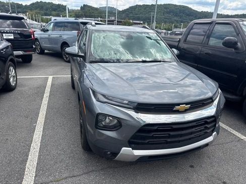 Used 2022 Chevrolet TrailBlazer LT w/ Convenience Package FWD image 6