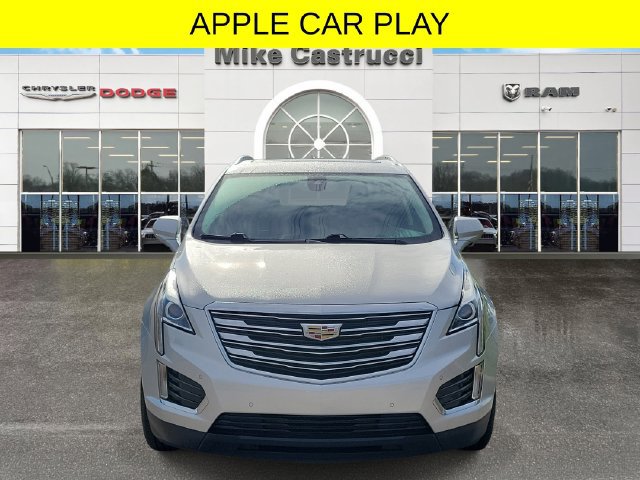 Used 2017 Cadillac XT5 Luxury w/ Driver Awareness Package AWD/4WD image 2