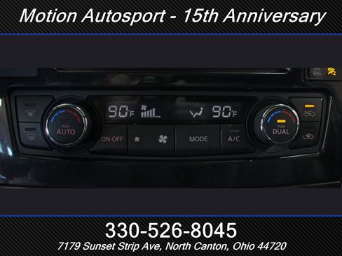 Used 2021 Nissan Maxima SR w/ Sport Mat Group image 25