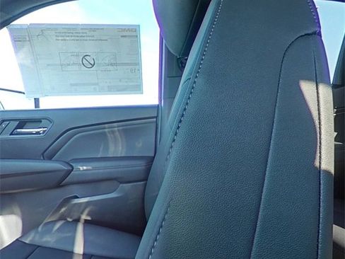 New 2026 GMC Canyon Elevation w/ Convenience Package image 27