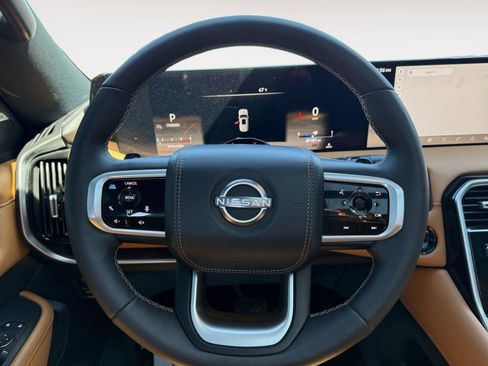 Used 2025 Nissan Armada Platinum Reserve AWD/4WD image 16