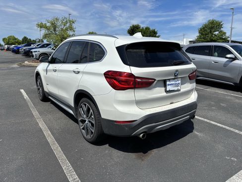 Used 2017 BMW X1 xDrive28i AWD/4WD image 15