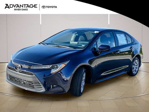 Certified 2024 Toyota Corolla LE FWD image 4