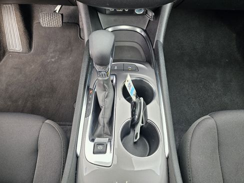 Used 2024 Chevrolet Malibu LT image 24