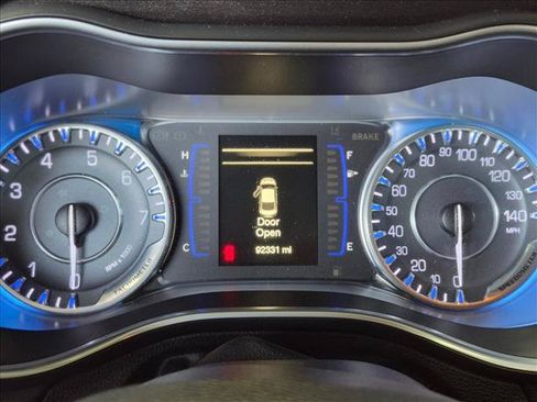 Used 2015 Chrysler 200 S w/ Comfort Group AWD/4WD image 7
