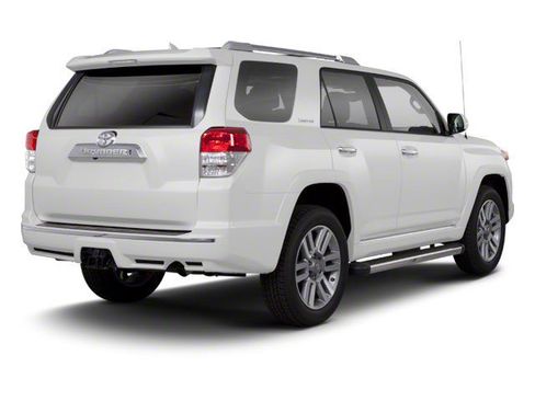 Used 2013 Toyota 4Runner SR5 AWD/4WD image 2