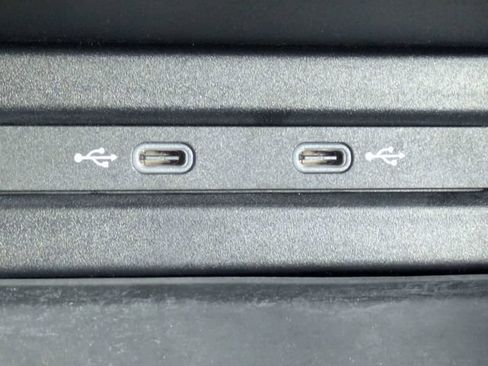 Certified 2025 Volkswagen Taos S FWD image 22