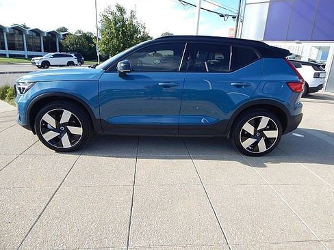 Certified 2023 Volvo XC40 Recharge Plus w/ Protection Package Premier image 11