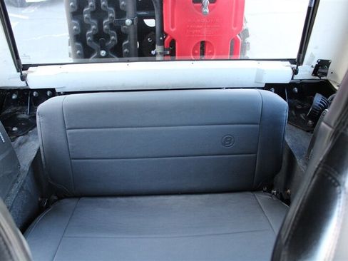 Used 1988 Jeep Wrangler Sahara AWD/4WD image 36