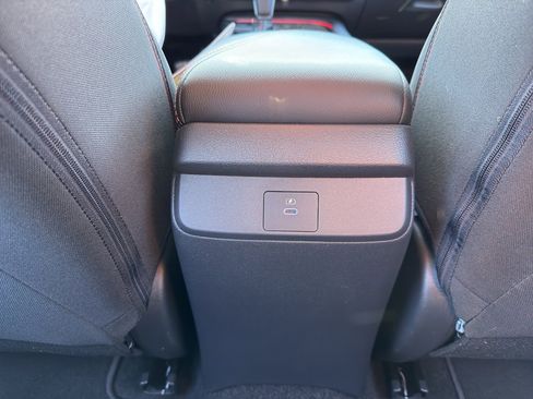 New 2026 Nissan Sentra SR image 31