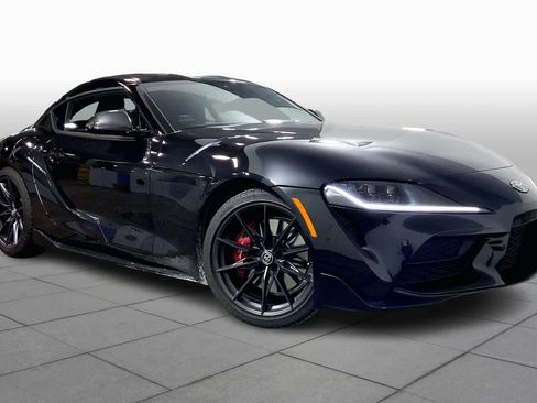 Used 2024 Toyota Supra Premium image 3