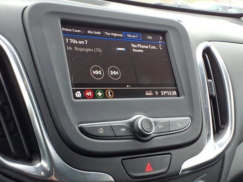 Used 2021 Chevrolet Equinox LT image 11