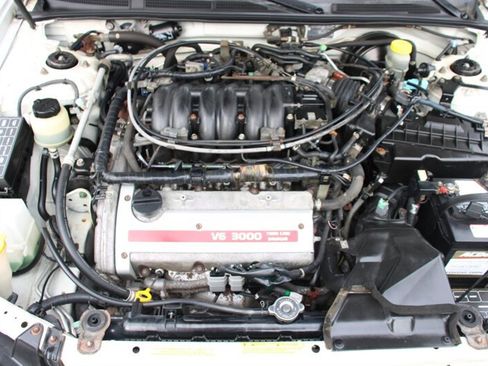 Used 2001 Nissan Maxima SE FWD image 17