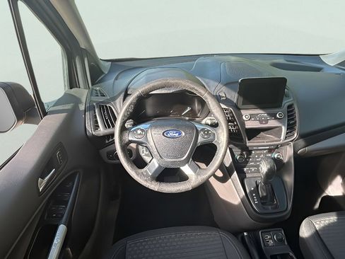 Used 2020 Ford Transit Connect XLT image 12