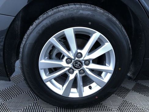 Certified 2025 Toyota Camry LE image 17