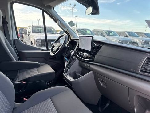 Used 2025 Ford Transit 350 XLT RWD image 19