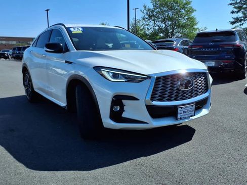 Used 2025 INFINITI QX55 Luxe w/ Cargo Package image 3