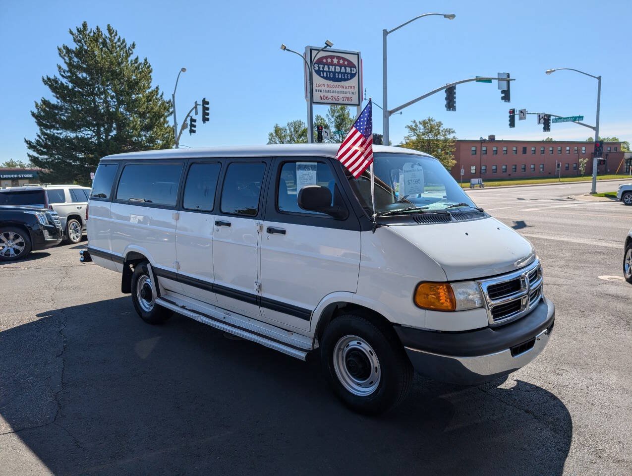 Used 2002 Dodge B3500 RWD image 1