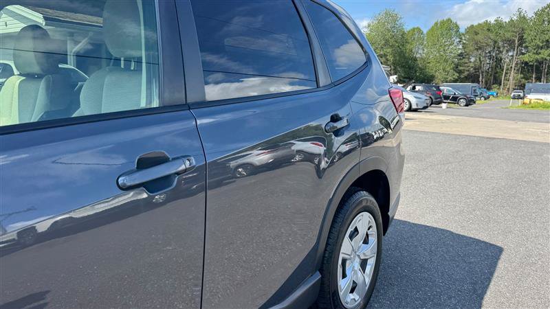 Used 2023 Subaru Forester AWD/4WD image 16