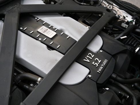 Used 2019 Aston Martin DBS Superleggera image 32