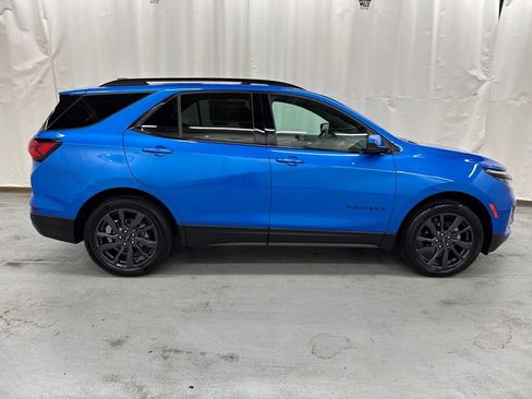 Certified 2024 Chevrolet Equinox RS w/ LPO, Floor Liner Package image 6